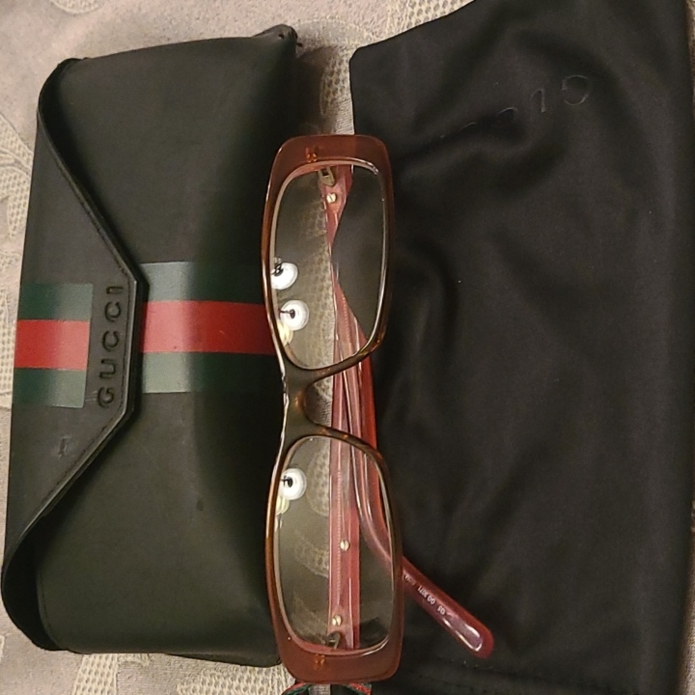 Gucci bifocal glasses pink